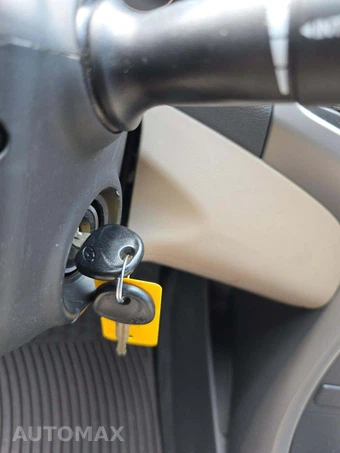 2015 Hyundai Elantra SE Sedan - miniatura 8