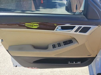 2015 Hyundai Genesis 3.8 Sedan – miniatura 9