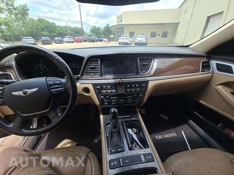 2015 Hyundai Genesis 3.8 Sedan - miniatura 10