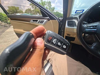 2015 Hyundai Genesis 3.8 Sedan - miniatura 8