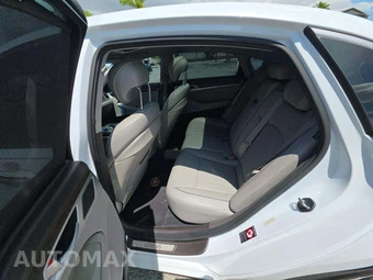 2015 Hyundai Genesis 3.8 Sedan – miniatura 10