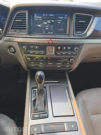 2015 Hyundai Genesis 3.8 Sedan - miniatura 31