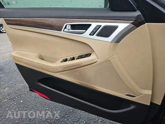 2015 Hyundai Genesis 3.8 Sedan – miniatura 9