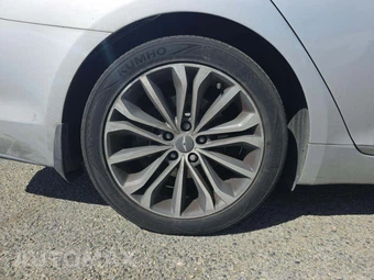2015 Hyundai Genesis 3.8 Sedan – miniatura 20