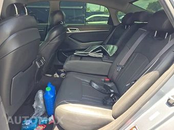2015 Hyundai Genesis 5.0 Sedan – miniatura 13
