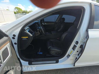 2015 Hyundai Genesis 5.0 Sedan – miniatura 3