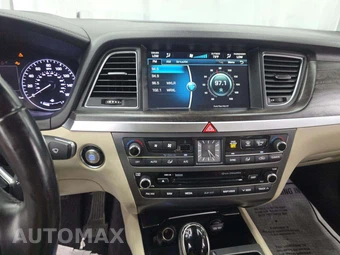 2015 Hyundai Genesis 5.0 Sedan – miniatura 10