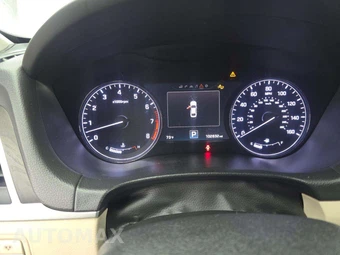 2015 Hyundai Genesis 5.0 Sedan – miniatura 9