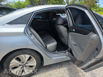 2015 Hyundai Sonata Hybrid Limited – miniatura 16