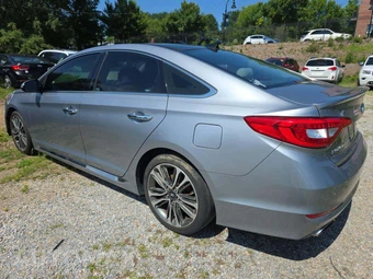 2015 Hyundai Sonata Limited – miniatura 2