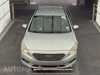 2015 Hyundai Sonata SE – miniatura 2