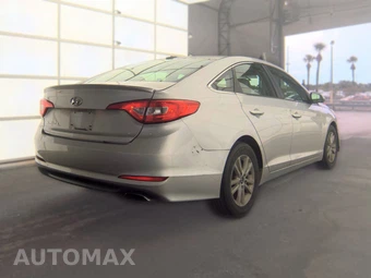 2015 Hyundai Sonata SE – miniatura 4
