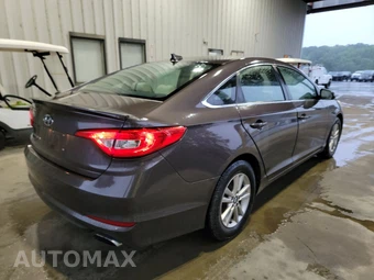 2015 Hyundai Sonata SE - miniatura 4