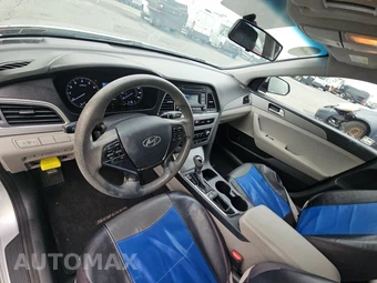 2015 Hyundai Sonata SE - miniatura 11