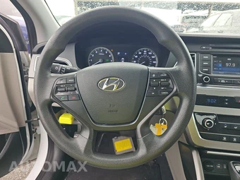 2015 Hyundai Sonata SE – miniatura 10