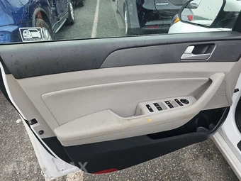 2015 Hyundai Sonata SE – miniatura 9