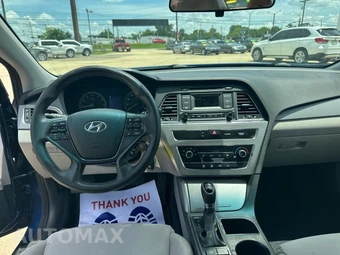 2015 Hyundai Sonata SE - miniatura 23