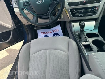2015 Hyundai Sonata SE - miniatura 24