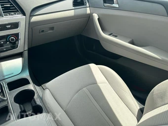2015 Hyundai Sonata SE - miniatura 25