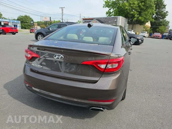 2015 Hyundai Sonata SE – miniatura 3
