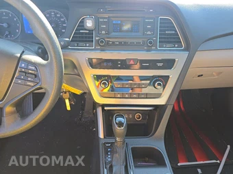 2015 Hyundai Sonata SE – miniatura 11