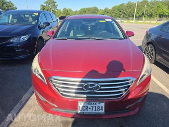 2015 Hyundai Sonata SE – miniatura 2
