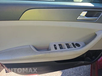 2015 Hyundai Sonata SE – miniatura 9