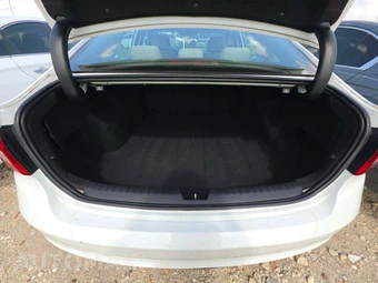 2015 Hyundai Sonata Sport - miniatura 14