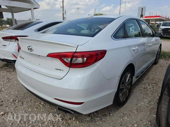 2015 Hyundai Sonata Sport - miniatura 3