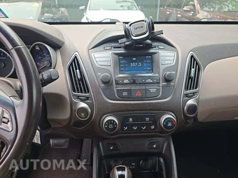 2015 Hyundai Tucson SE – miniatura 10