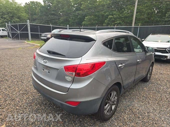 2015 Hyundai Tucson SE – miniatura 3