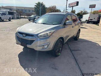 2015 Hyundai Tucson SE – miniatura 2