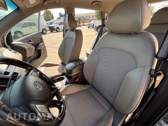 2015 Hyundai Tucson SE – miniatura 3