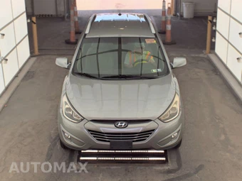 2015 Hyundai Tucson SE - miniatura 2