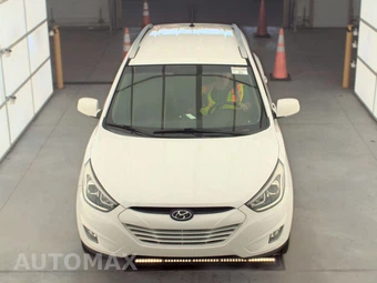 2015 Hyundai Tucson SE - miniatura 2
