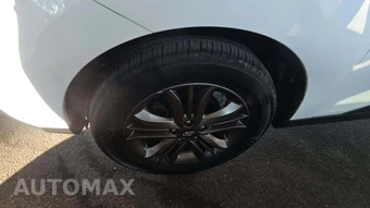 2015 Hyundai Tucson SE - miniatura 28