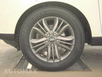 2015 Hyundai Tucson SE - miniatura 9