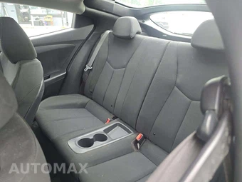 2015 Hyundai Veloster – miniatura 10