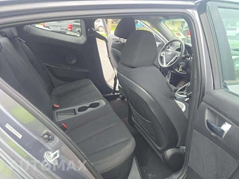 2015 Hyundai Veloster – miniatura 13