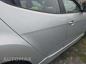 2015 Hyundai Veloster Turbo – miniatura 26
