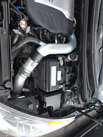 2015 Hyundai Veloster Turbo R-Spec – miniatura 23