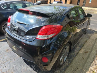 2015 Hyundai Veloster Turbo R-Spec – miniatura 3