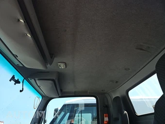 2015 Isuzu NPR HD Base Low Tilt – miniatura 18