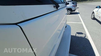 2015 Isuzu NPR HD Base Low Tilt – miniatura 27