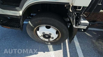 2015 Isuzu NPR HD Base Low Tilt – miniatura 29