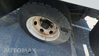 2015 Isuzu NPR HD Base Low Tilt – miniatura 40
