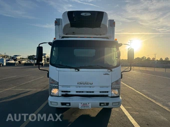 2015 Isuzu NPR XD Base Low Tilt – miniatura 3