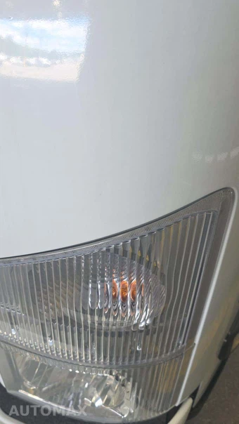2015 Isuzu NPR XD Base Low Tilt – miniatura 22