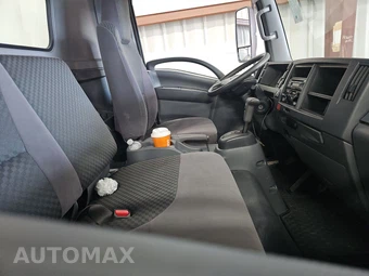 2015 Isuzu NPR XD Base Low Tilt – miniatura 8