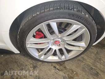 2015 Jaguar F-TYPE R Coupe - miniatura 17